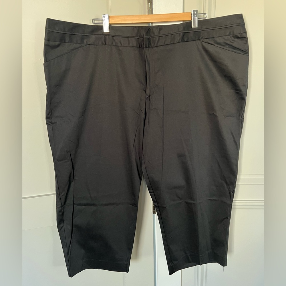 Jones New York Black Dress Pants, Cropped, with Stretch